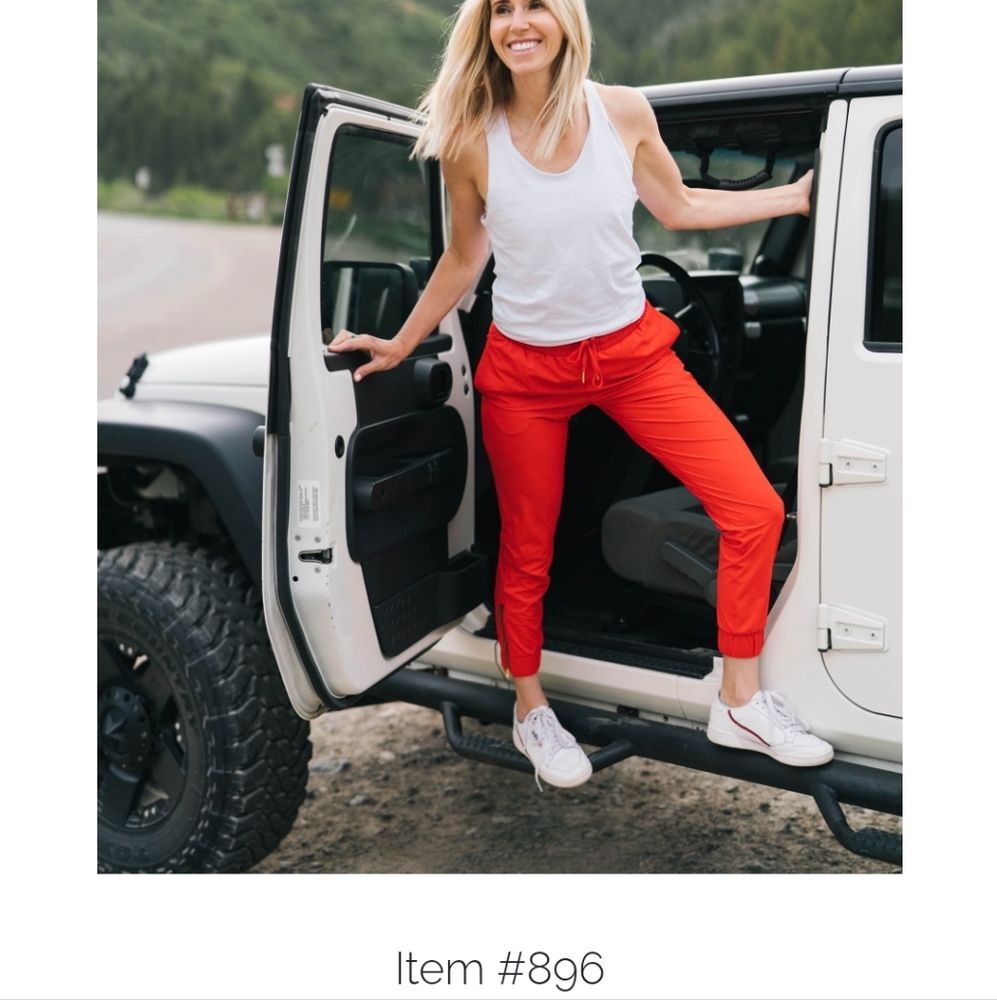 New Red Everywhere Zipper Jogger size small